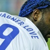 Vagner Love'dan olay imza! Vagner Love'dan olay imza!