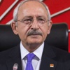 Kılıçdaroğlu'nun önünde küfürlü yumruklu kavga Kılıçdaroğlu'nun önünde küfürlü yumruklu kavga