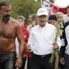 "Adalet Yürüyüşü"ndeki pehlivanın madalyası ’doping’ten geri alınmış "Adalet Yürüyüşü"ndeki pehlivanın madalyası ’doping’ten geri alınmış