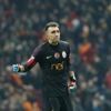 Galatasaraylı genç futbolcudan fair-play örneği! penaltıyı auta gönderdi...