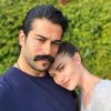 Burak Özçivit’ten Fahriye Evcen’e doğum günü pastası