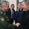 Bakan Akar, Rus mevkidaşıyla görüştü Bakan Akar, Rus mevkidaşıyla görüştü