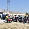 Suriyeliler akın akın gidiyorlar