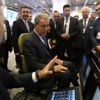 Bakan Akar 'Gökbey' kokpitinde Bakan Akar 'Gökbey' kokpitinde