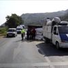Aydın da kamyon devrildi: 1 yaralı Aydın da kamyon devrildi: 1 yaralı
