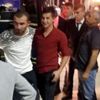 Yaralı gaziyi memleketine otobüsle gönderdiler Yaralı gaziyi memleketine otobüsle gönderdiler