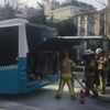 İETT otobüsünün motorunda çıkan yangın söndürüldü
