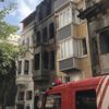Fatih'te 5 katlı binada yangın Fatih'te 5 katlı binada yangın