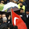 Tuğçe Albayrak toprağa verildi Tuğçe Albayrak toprağa verildi