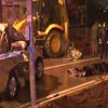 Kadıköy'de otomobil kepçeye çarptı
