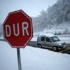 Bolu Dağı'nda kar yağışı etkili oluyor