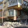 Güngören'de yıkılma tehlikesi bulunan bina tahliye edildi Güngören'de yıkılma tehlikesi bulunan bina tahliye edildi