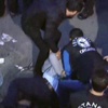 Medya çalışanına takılan kelepçeyi arkadaşları kesti Medya çalışanına takılan kelepçeyi arkadaşları kesti