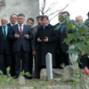 Davutoğlu'dan kabir ziyareti!