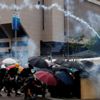 Hong Kong'daki gösterilerde çatışma