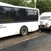 Minibüs otobüse çarptı: 20 yaralı