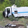 Toma Takla Attı: 2 Polis Yaralı Toma Takla Attı: 2 Polis Yaralı