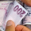 Sehpanın altına koyduğu 400 bin lirası çalındı