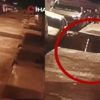Freni tutmadı park halindeki uçağa çarptı Freni tutmadı park halindeki uçağa çarptı