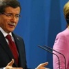 Davutoğlu, Merkel'le telefonda görüştü