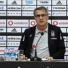 Şenol Güneş açıklamalarda bulunuyor