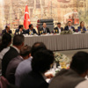 Davutoğlu ile buluşan Romanlar: AK Parti’nin arkasındayız Davutoğlu ile buluşan Romanlar: AK Parti’nin arkasındayız