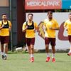 Son şampiyon Galatasaray sahaya çıktı Son şampiyon Galatasaray sahaya çıktı
