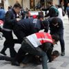 İstanbul'da 165 kişi gözaltına alındı İstanbul'da 165 kişi gözaltına alındı