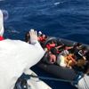 Didim açıklarında 35 kaçak göçmen yakalandı Didim açıklarında 35 kaçak göçmen yakalandı