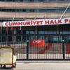 CHP Genel Merkezi önünde koltuklu eylem CHP Genel Merkezi önünde koltuklu eylem