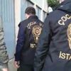 İstanbul Ataşehir'de okul çevresinde sigara satanlara yapılan operasyonda 1 milyon lira değerinde tütün ele geçirildi