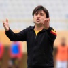 Suat Kaya 22 ma�ta 1 ma� kaybetti, �d�l olarak kovuldu Suat Kaya 22 ma�ta 1 ma� kaybetti, �d�l olarak kovuldu
