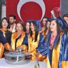 Aşçıların tencereli mezuniyet töreni Aşçıların tencereli mezuniyet töreni
