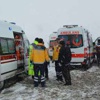 Ankara'da otobüs kazası: 25 yaralı Ankara'da otobüs kazası: 25 yaralı