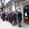 65 yaş yasağına rağmen para çekme inadı 65 yaş yasağına rağmen para çekme inadı