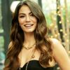 Demet Özdemir gözünü Boğaz a dikti Demet Özdemir gözünü Boğaz a dikti