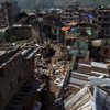 Nepal 7.4 büyüklüğünde depremle sallandı