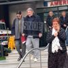 Kendisinden hamile olmayan sevgilisiyle görüntülendi! Kendisinden hamile olmayan sevgilisiyle görüntülendi!