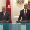 Hapisteki gazetecilerin durumunu yazdı