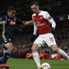Mesut Özil, genç hayranını sevindirdi Mesut Özil, genç hayranını sevindirdi