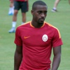 Lionel Carole göz doldurdu