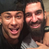 Arda Turan, Neymar’a misafir oldu!