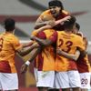 Galatasaray - Beşiktaş Canlı Anlatım Galatasaray - Beşiktaş Canlı Anlatım