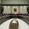 Koronavirüse karşı yeni tedbirler alındı