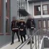 Hizmetçinin üzerinden servet çıktı Hizmetçinin üzerinden servet çıktı