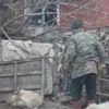 Köpeği sopayla döverken görüntülendi Köpeği sopayla döverken görüntülendi