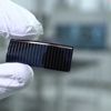 Elektrikli arabaların tavanlarına mini güneş paneli