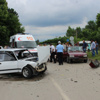 Trafik kazası: 1 ölü, 5 yaralı Trafik kazası: 1 ölü, 5 yaralı