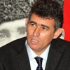 Metin Feyzioğlu: Cumhuriyet saraylara karşıdır Metin Feyzioğlu: Cumhuriyet saraylara karşıdır