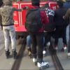 Polonyalı belediye başkanı sahnede bıçaklı saldırıya uğradı